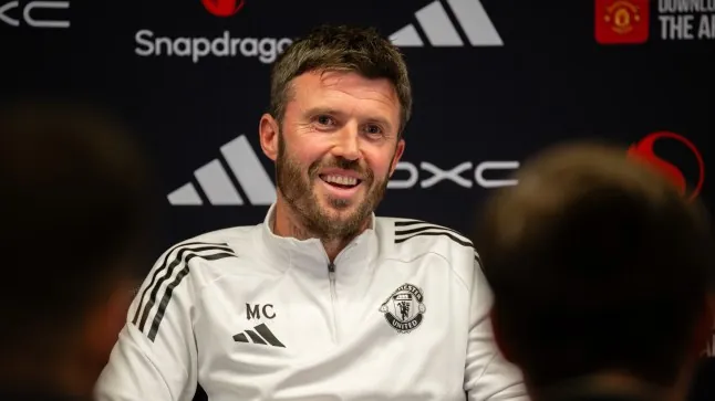 Manchester United Training Session and Press Conference
